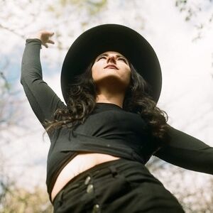 Meet your Posher, Mandie